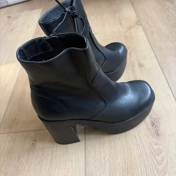 Sz 7.5 Madden Girl Women's Platform Boots Y2k Chunky High Black Block Heel Grace - Picture 5 of 10